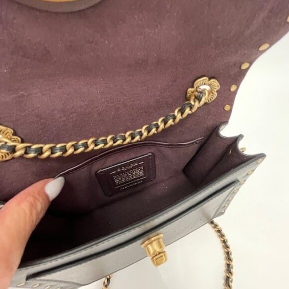 Coach - Picture 11 of 14